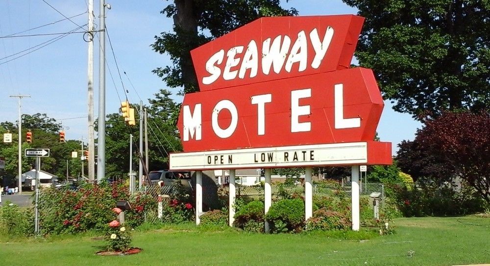 Seaway Motel Roosevelt Park Exterior foto